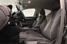 musta Audi A3 2016 kuva 12.