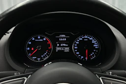 musta Audi A3 2016 kuva 13.