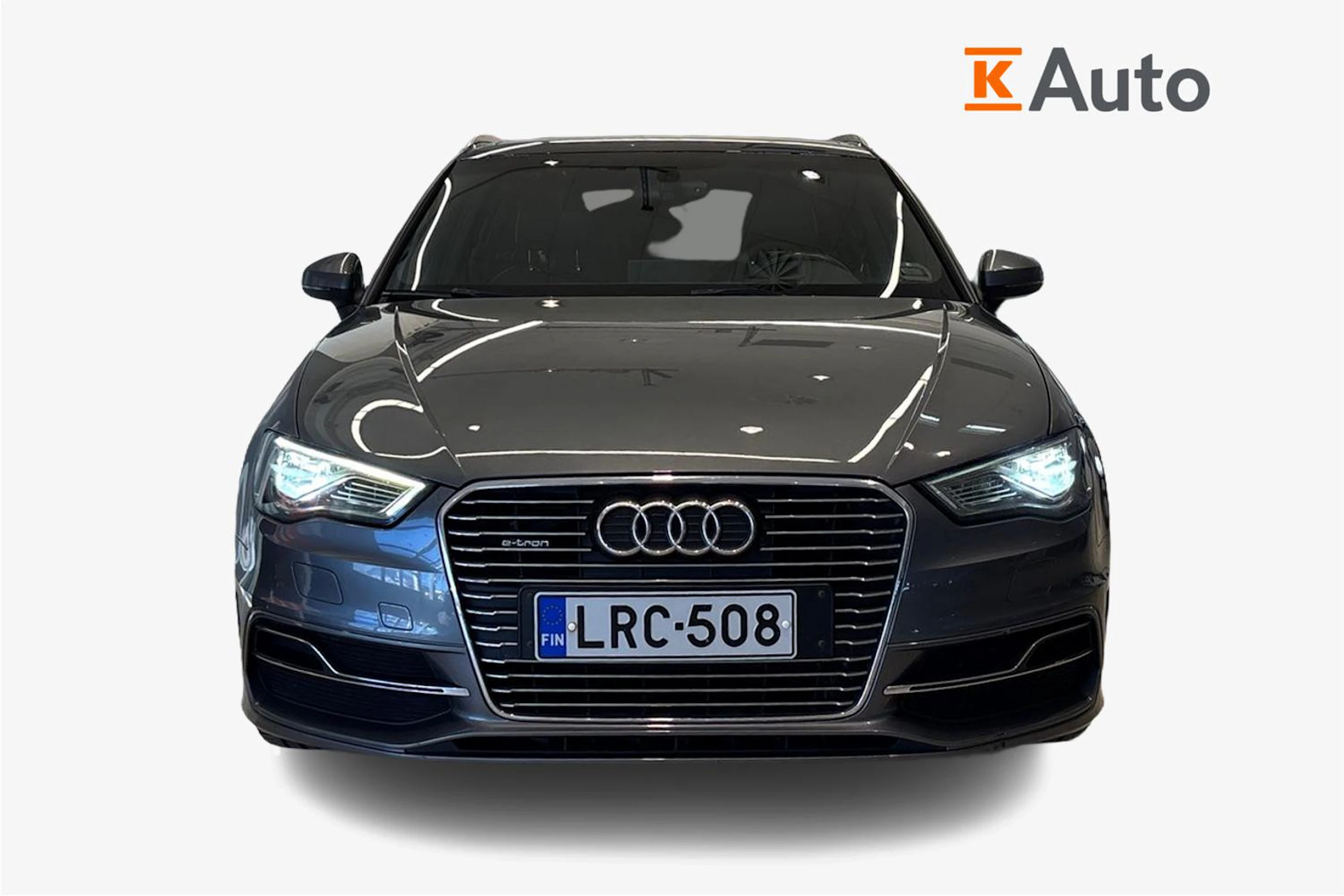 Harmaa Audi A3 2015 kuva 4.