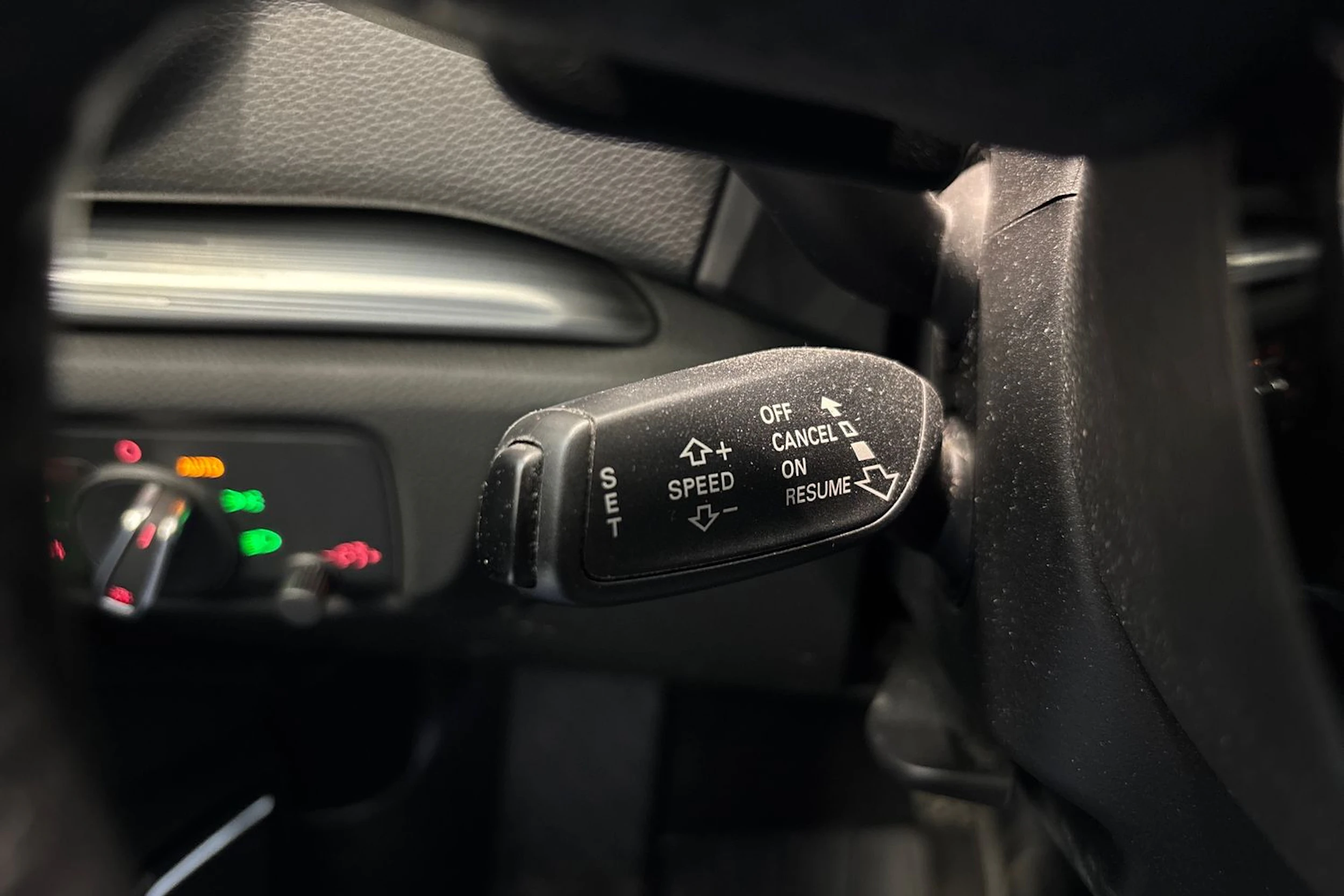 Harmaa Audi A3 2015 kuva 16.