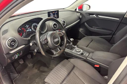 punainen Audi A3 2015 kuva 8.