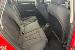 punainen Audi A3 2015 kuva 11.