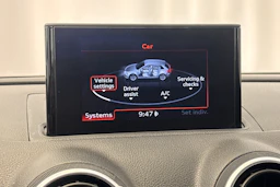 punainen Audi A3 2015 kuva 24.