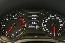 punainen Audi A3 2015 kuva 26.