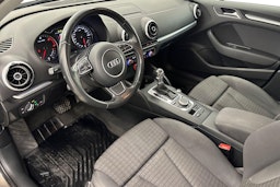 Harmaa Audi A3 2015 kuva 6.