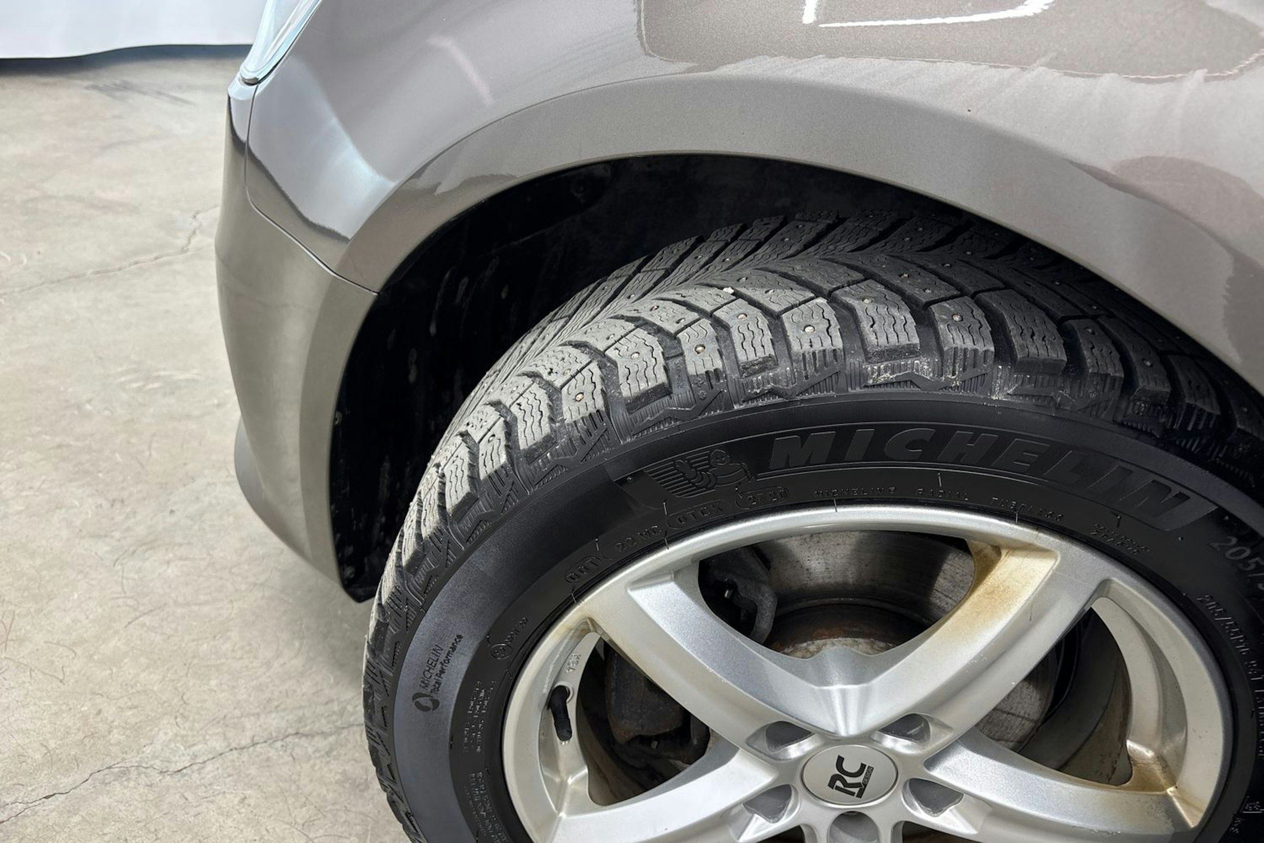 Harmaa Audi A3 2015 kuva 10.