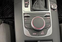 Harmaa Audi A3 2015 kuva 13.