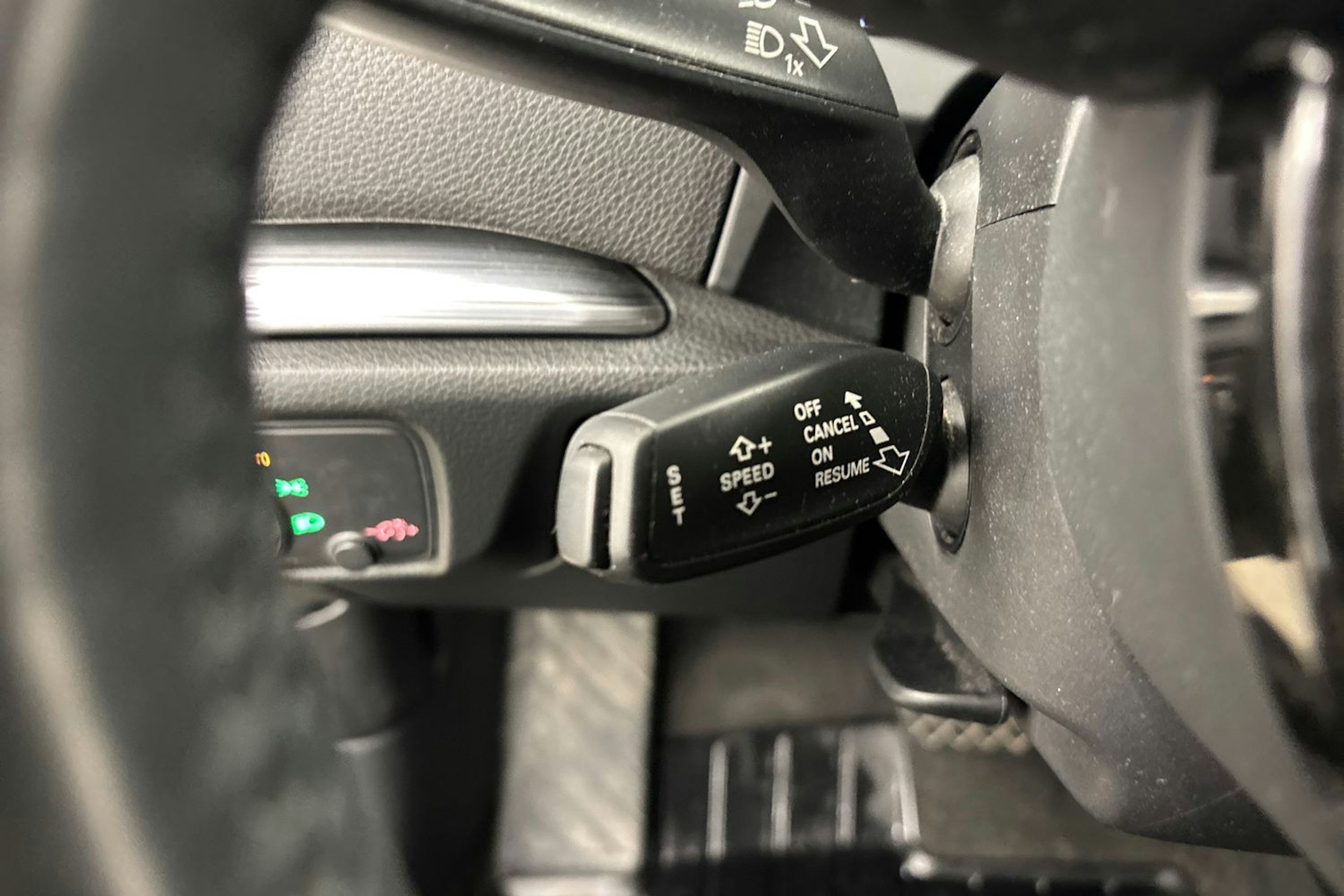 Harmaa Audi A3 2015 kuva 15.