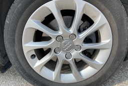valkoinen Audi A3 2015 kuva 9.