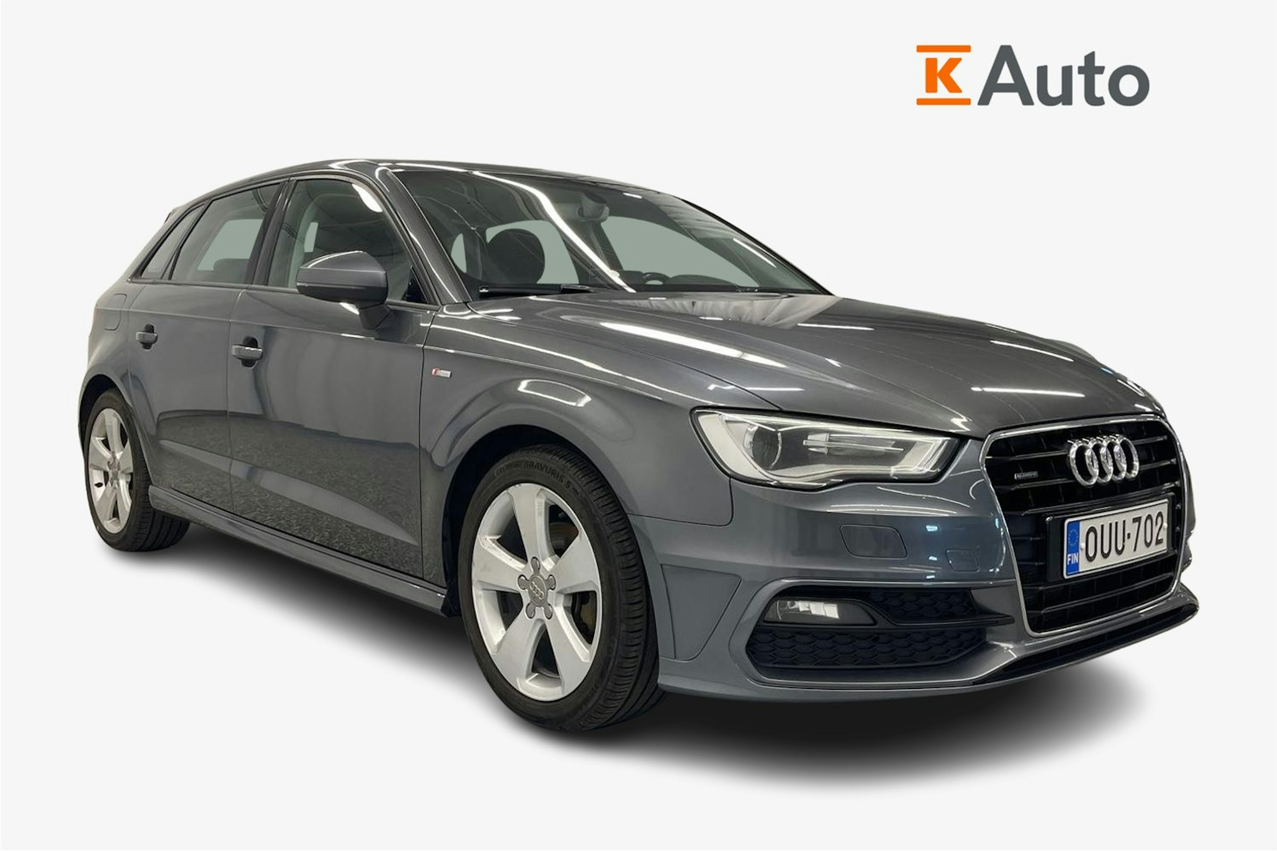 Harmaa Audi A3 2015 kuva 1.