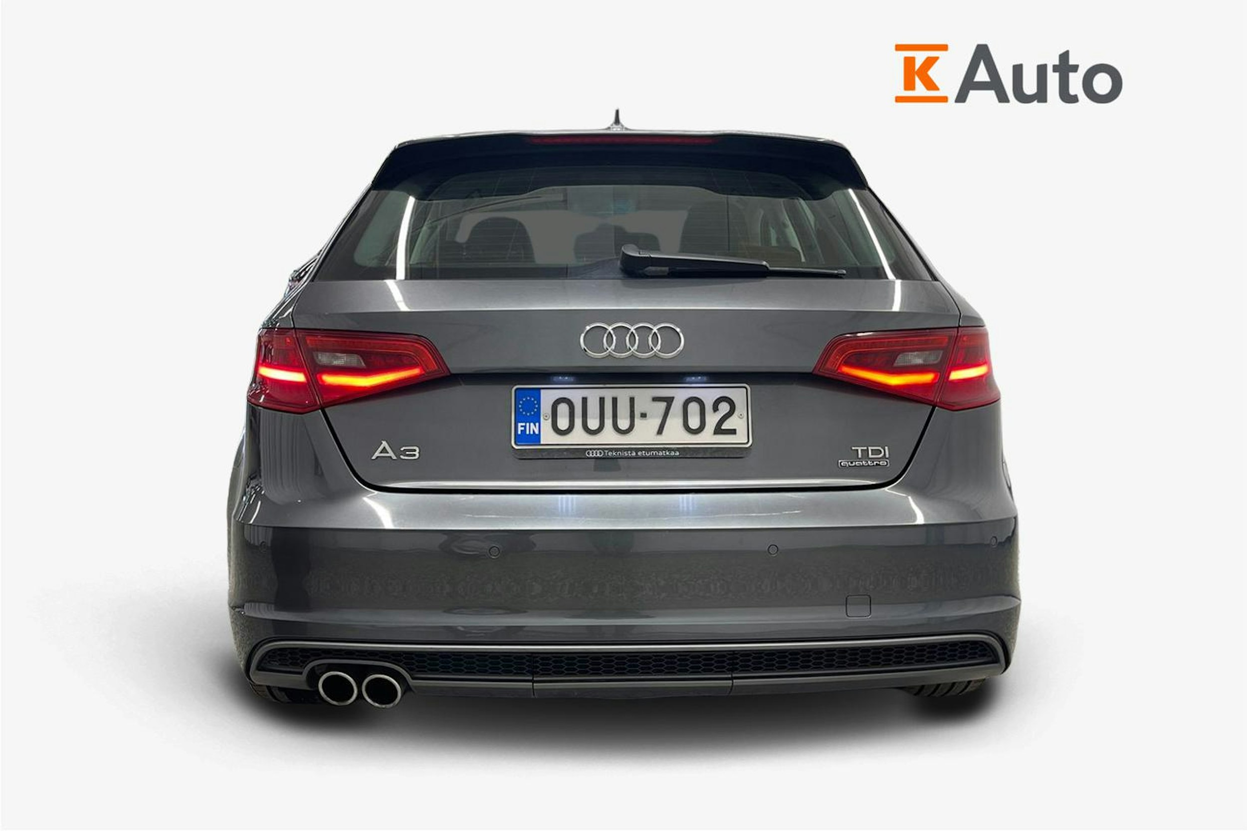 Harmaa Audi A3 2015 kuva 3.