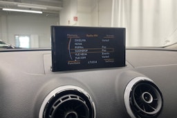 Harmaa Audi A3 2015 kuva 22.