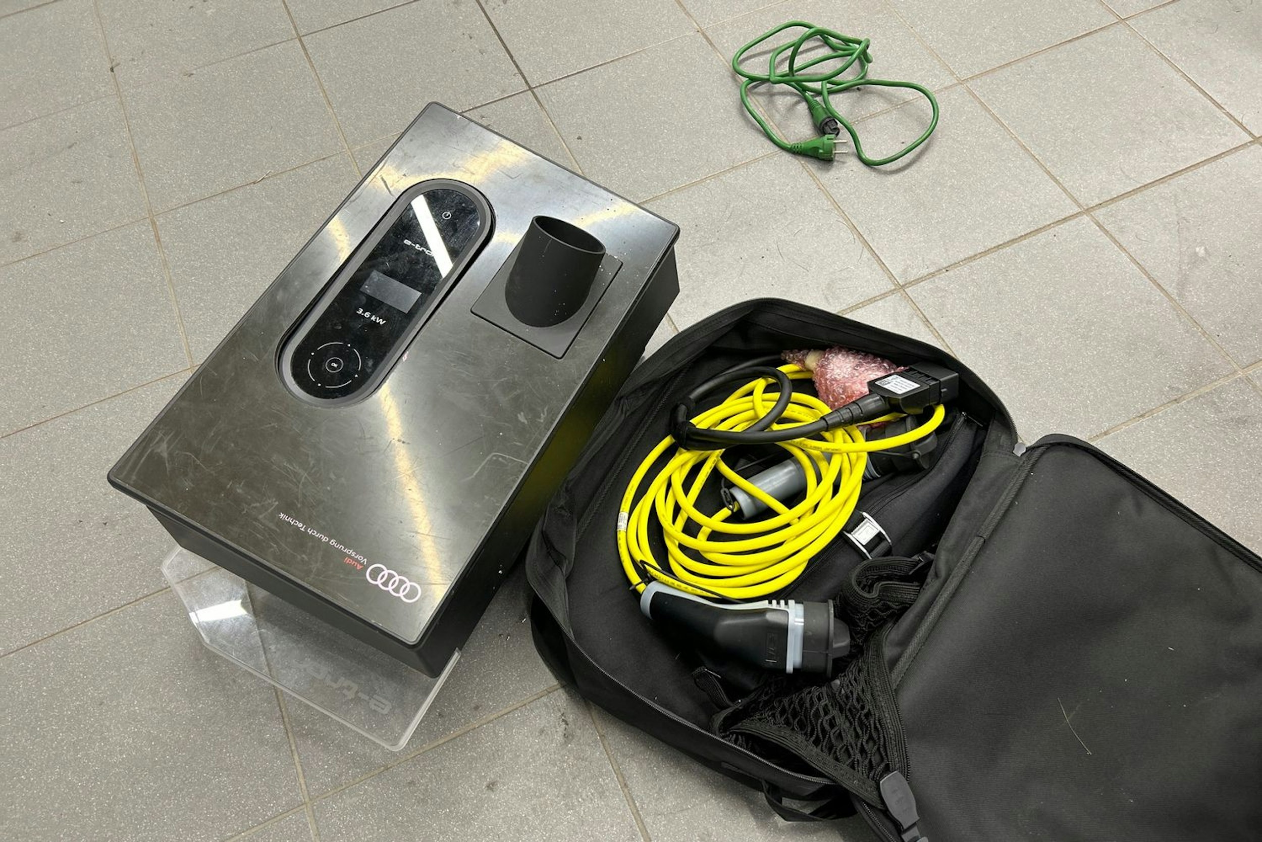 punainen Audi A3 2015 kuva 17.