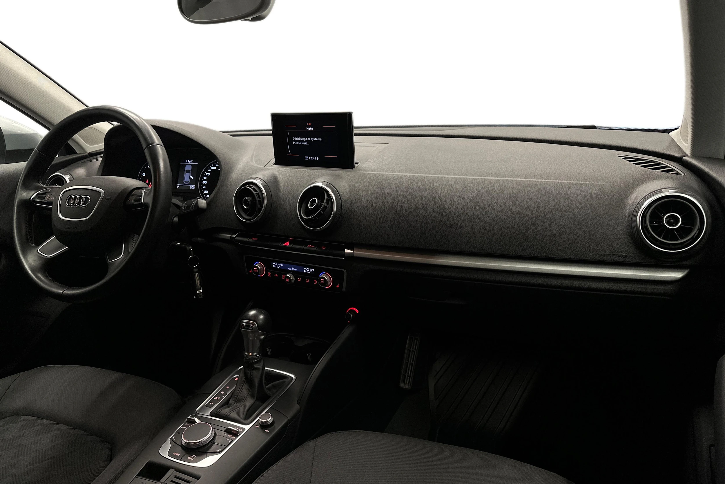 hopea Audi A3 2015 kuva 9.