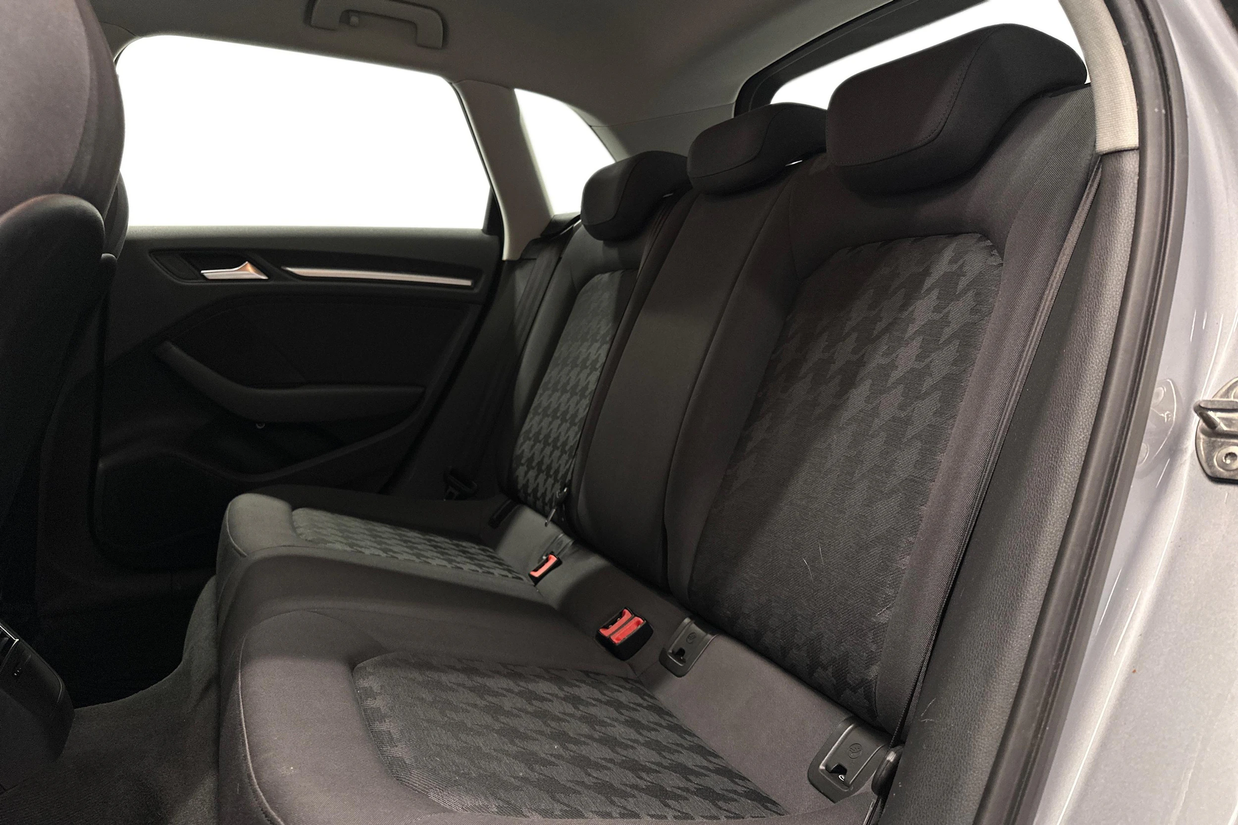hopea Audi A3 2015 kuva 11.