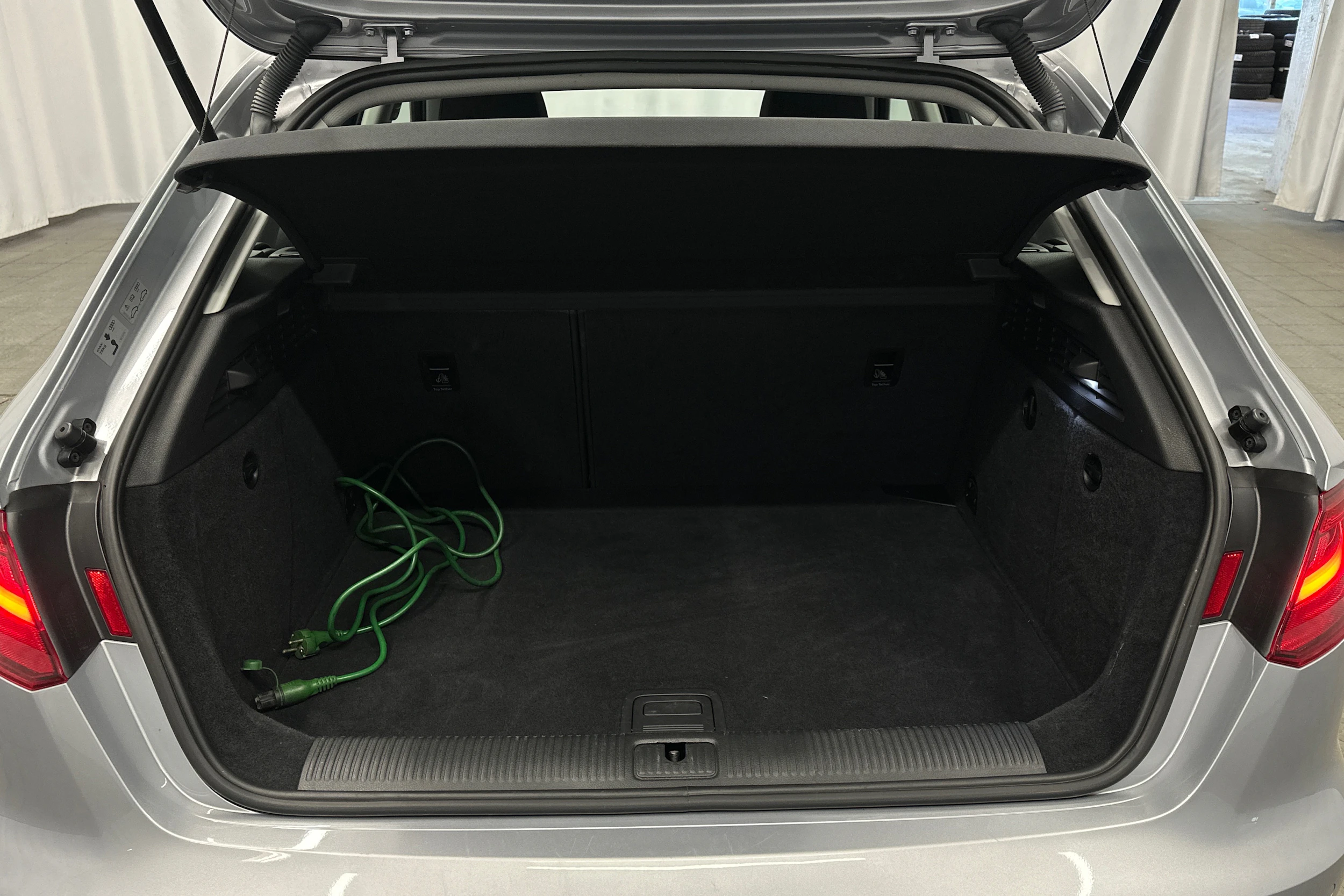 hopea Audi A3 2015 kuva 14.