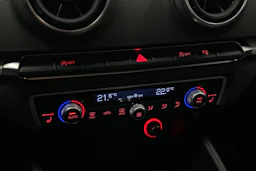 hopea Audi A3 2015 kuva 24.