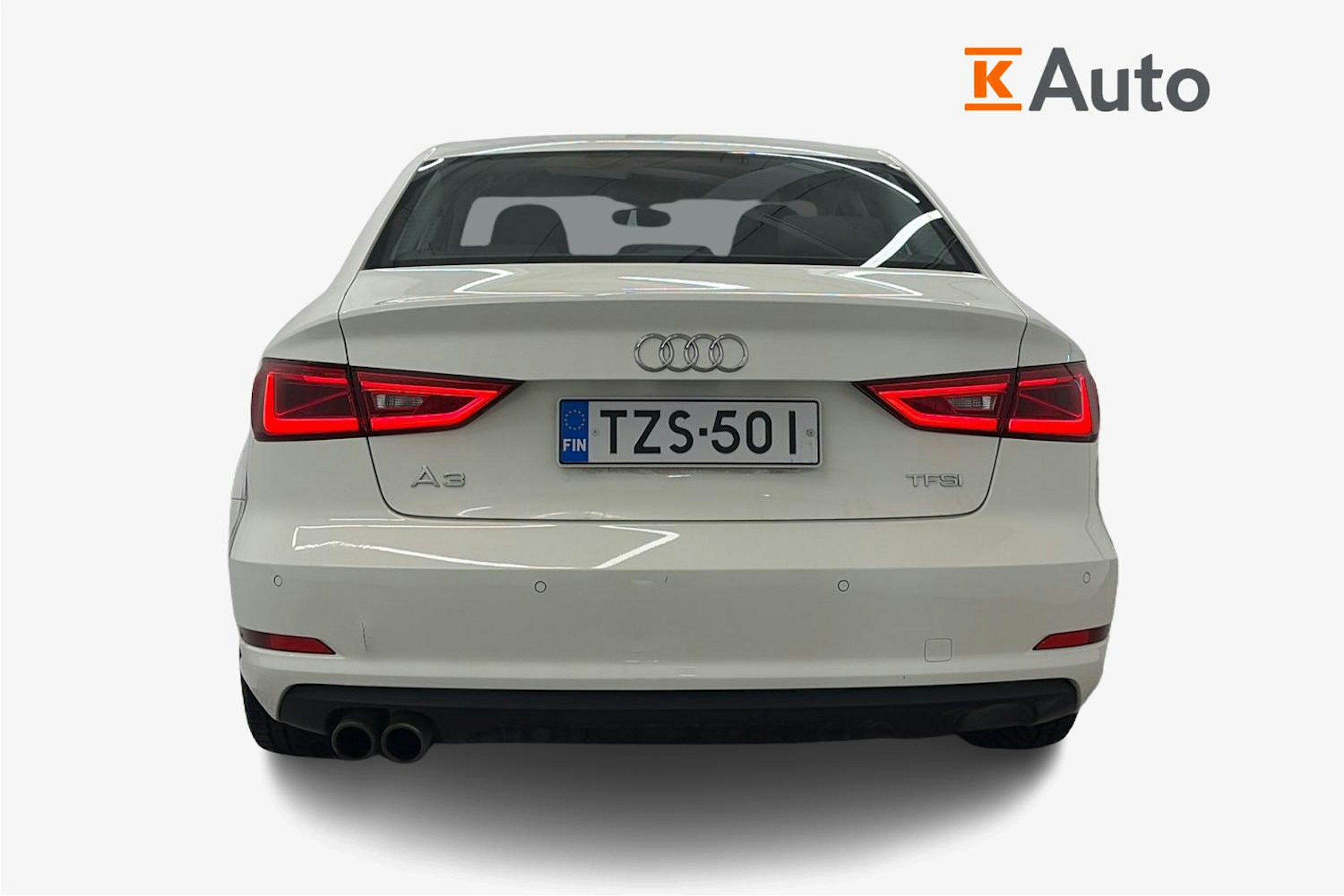 Valkoinen Audi A3 2015 kuva 3.