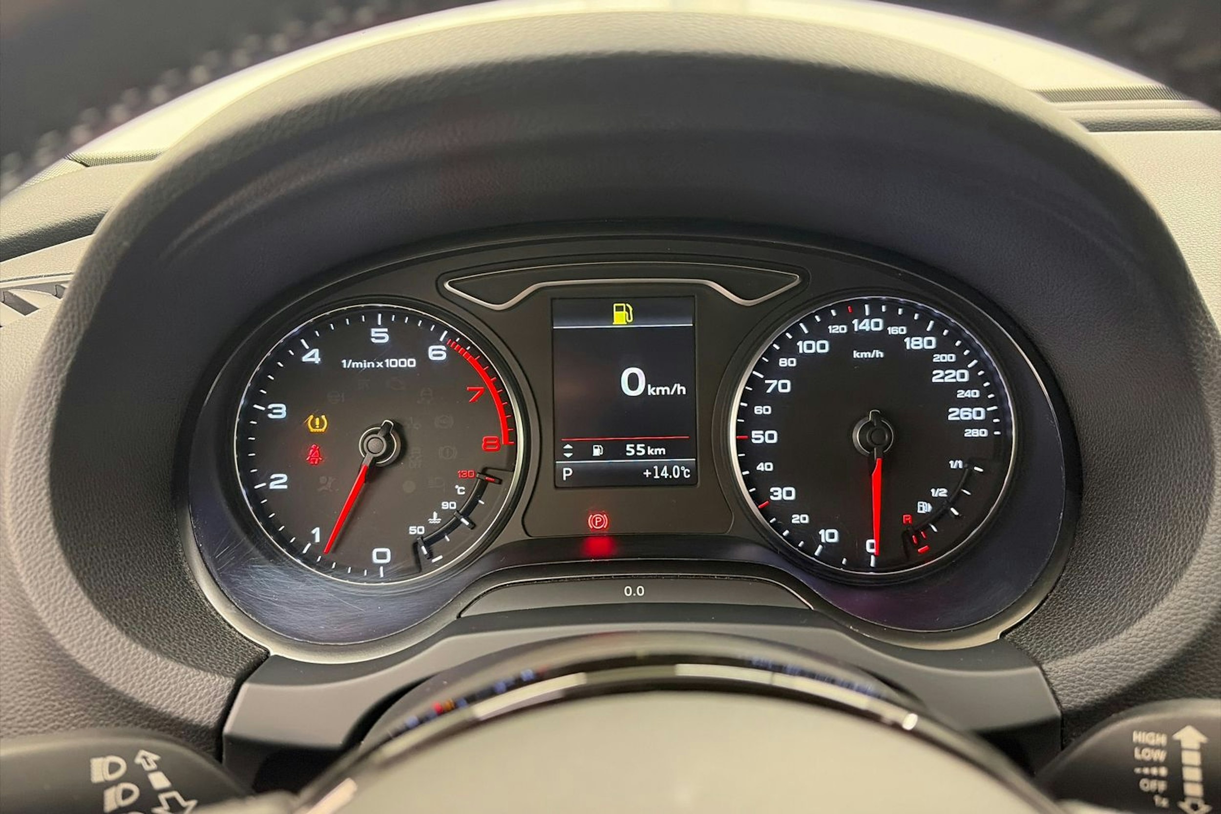 Valkoinen Audi A3 2015 kuva 16.