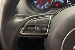 Valkoinen Audi A3 2015 kuva 17.