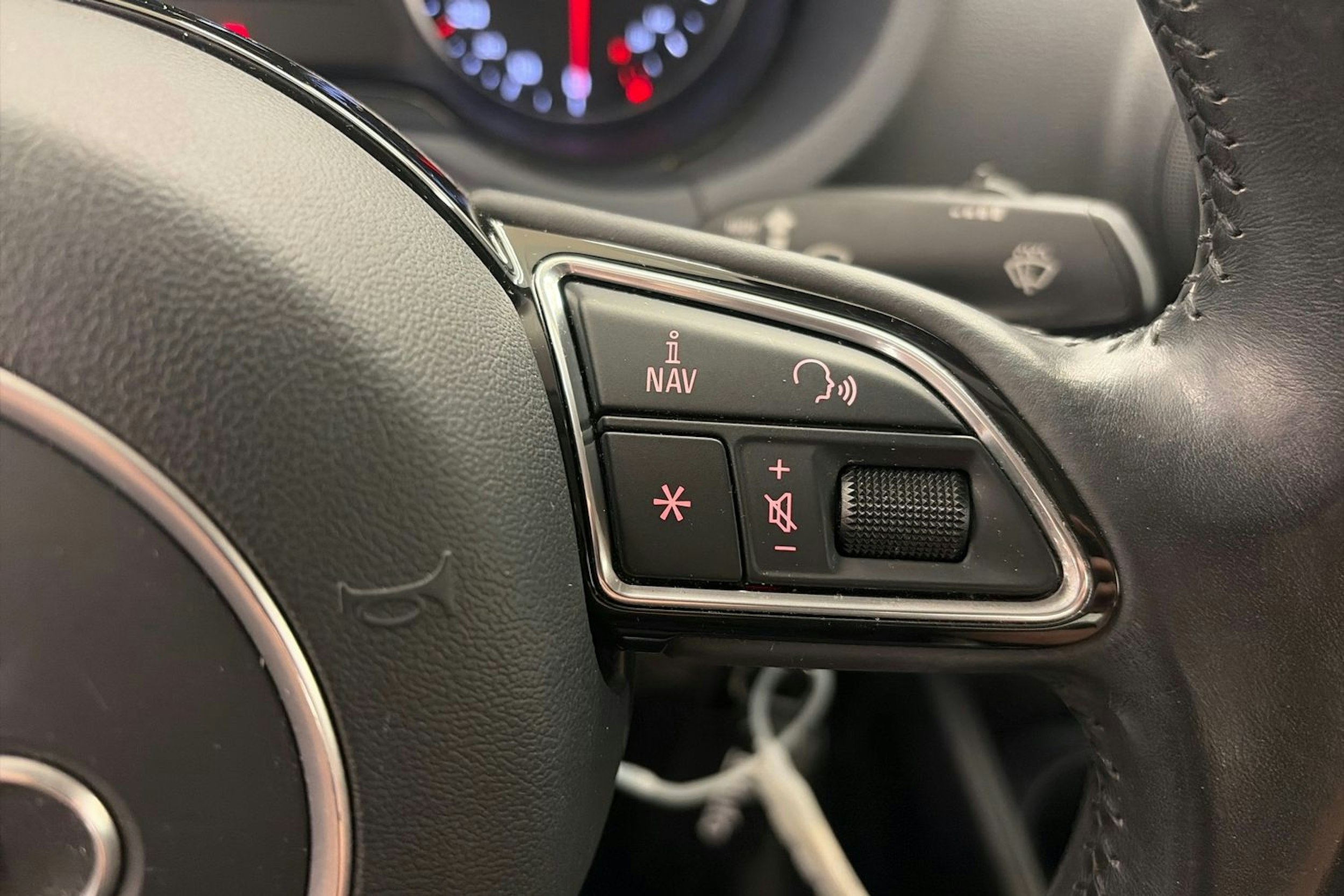 Valkoinen Audi A3 2015 kuva 18.