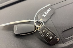 Valkoinen Audi A3 2015 kuva 25.