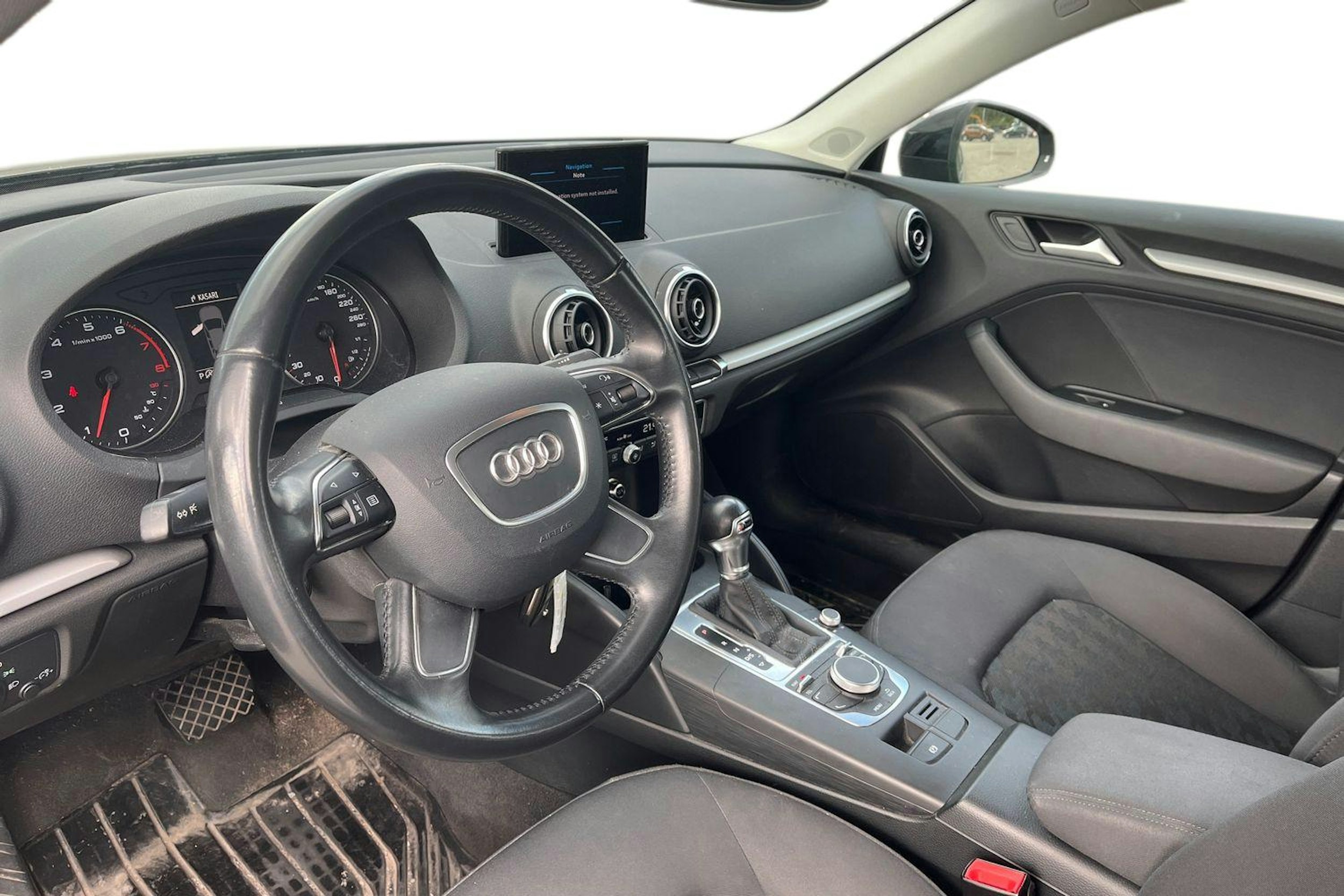 musta Audi A3 2015 kuva 3.