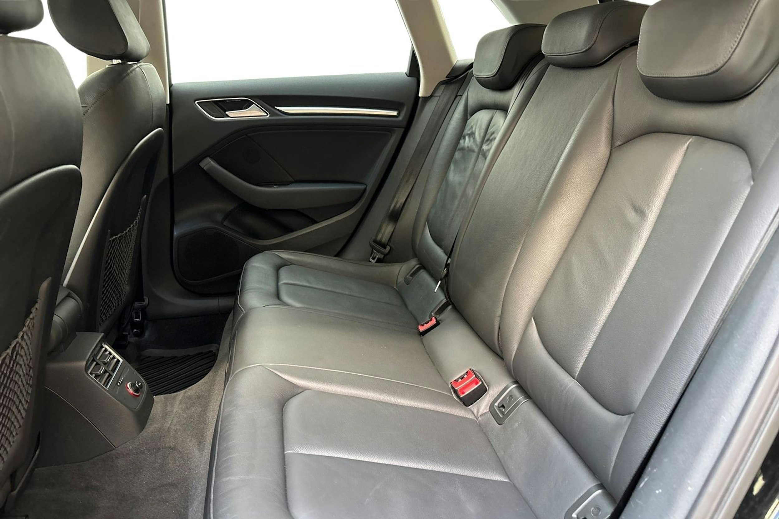 musta Audi A3 2015 kuva 8.