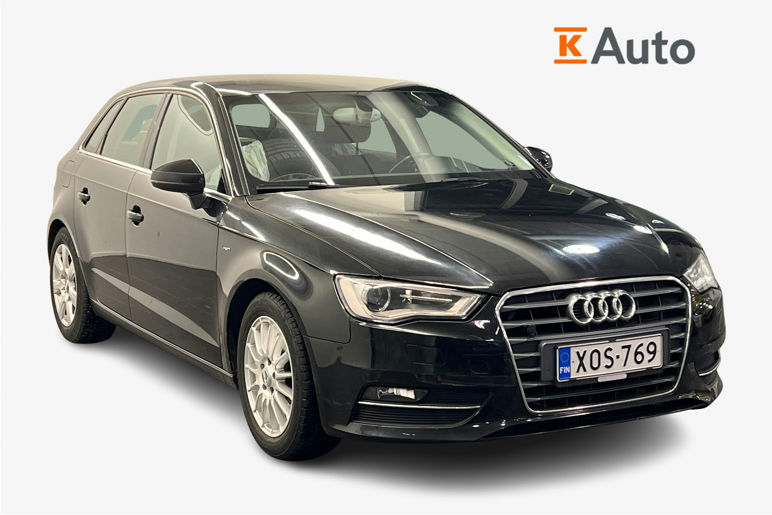 Musta Audi A3 2015 kuva 1.