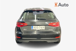 Musta Audi A3 2015 kuva 3.