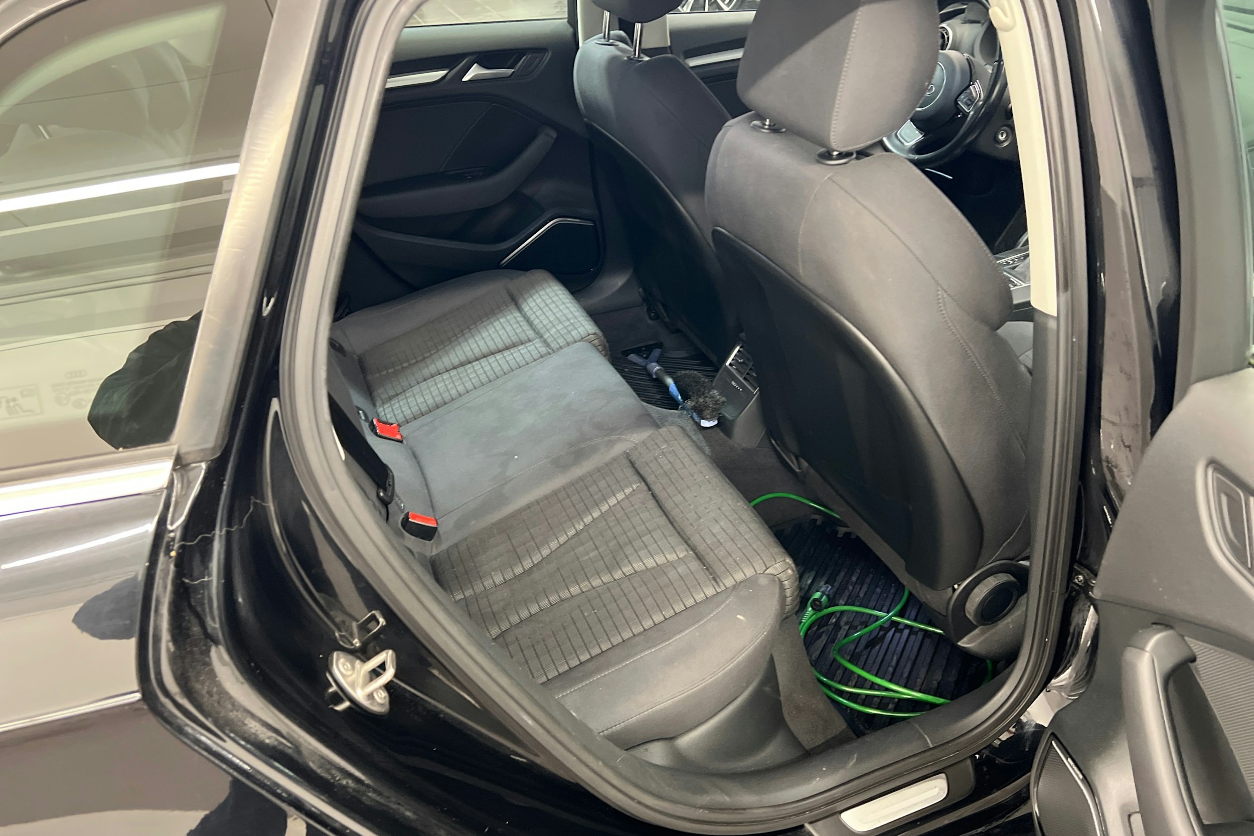 Musta Audi A3 2015 kuva 15.