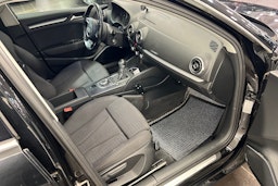 Musta Audi A3 2015 kuva 16.