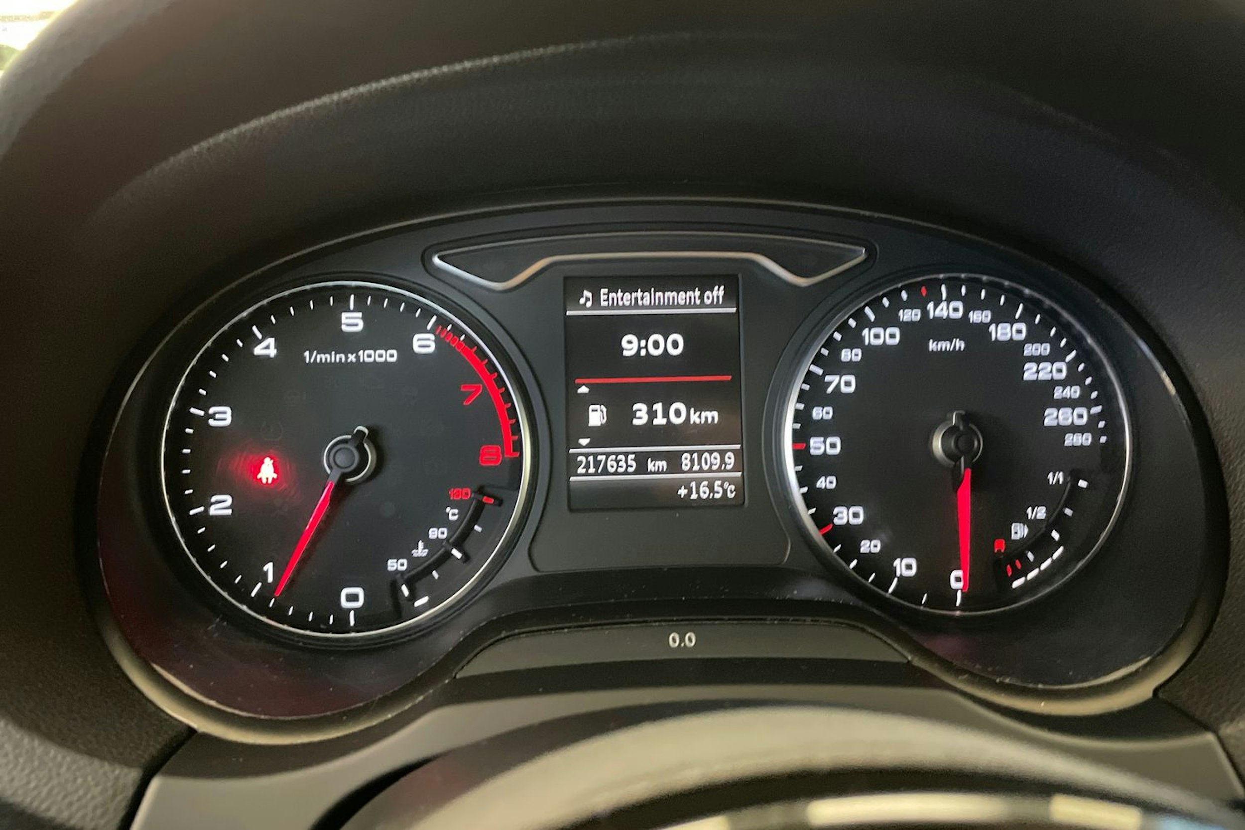 Ruskea (beige) Audi A3 2015 kuva 16.