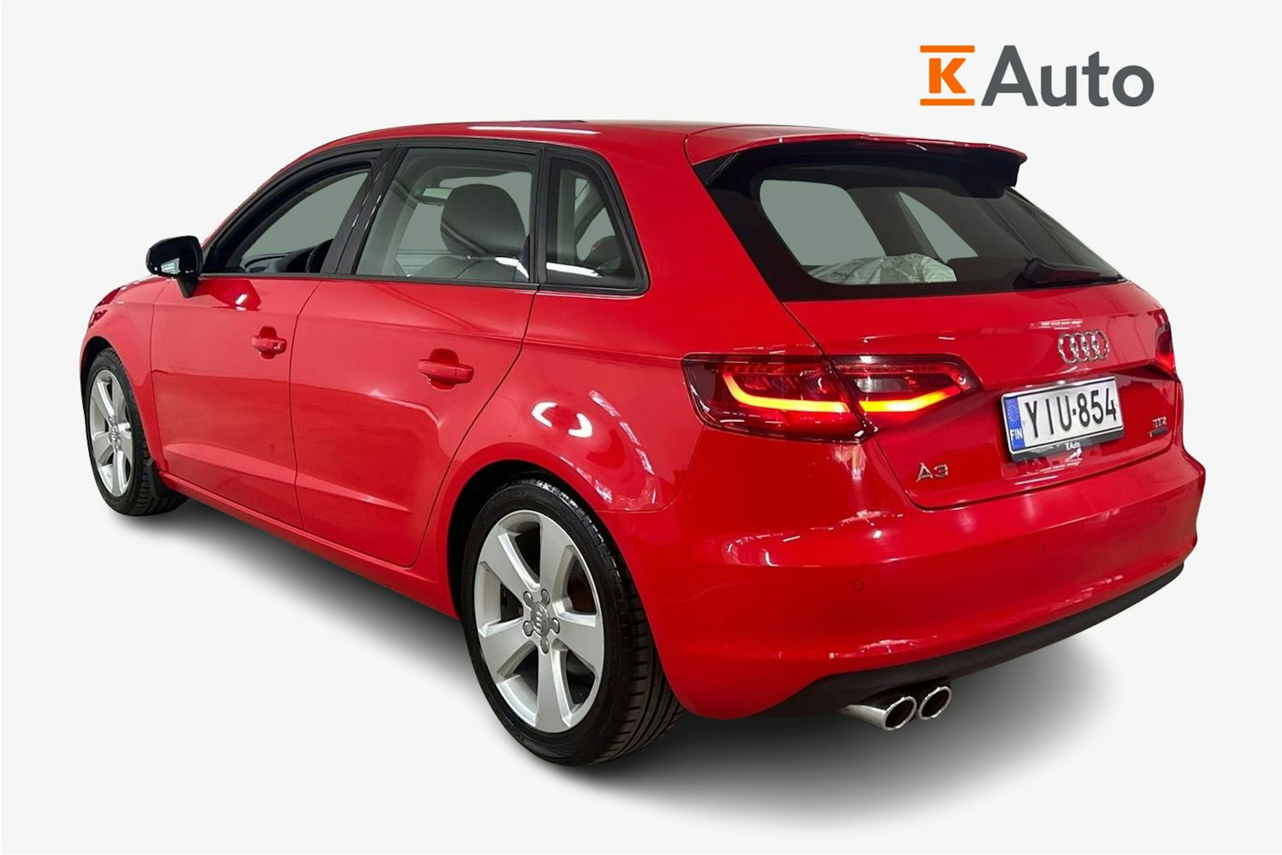 punainen Audi A3 2015 kuva 2.