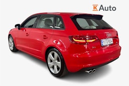 punainen Audi A3 2015 kuva 2.