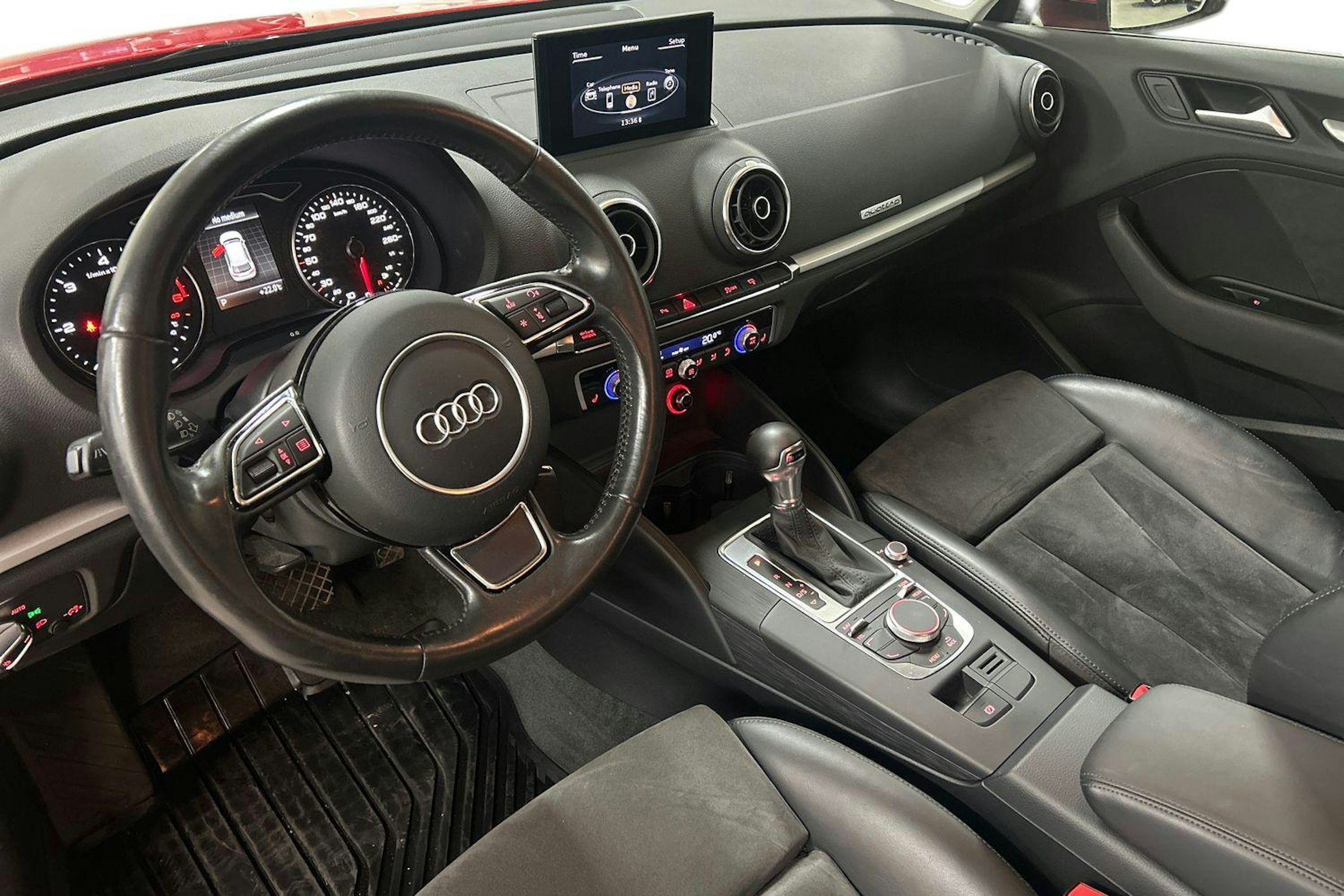 punainen Audi A3 2015 kuva 7.