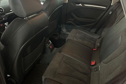 punainen Audi A3 2015 kuva 10.