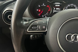 punainen Audi A3 2015 kuva 15.