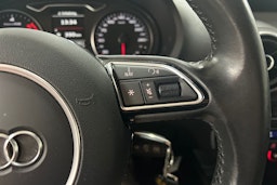 punainen Audi A3 2015 kuva 16.