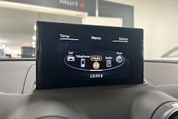 punainen Audi A3 2015 kuva 21.