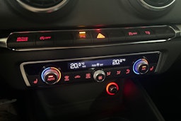 punainen Audi A3 2015 kuva 23.
