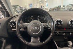valkoinen Audi A3 2015 kuva 14.