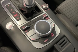 valkoinen Audi A3 2015 kuva 17.