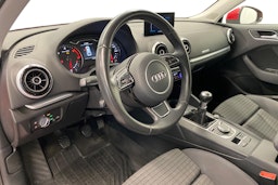 punainen Audi A3 2015 kuva 3.