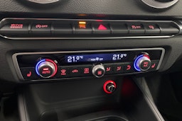 punainen Audi A3 2015 kuva 22.