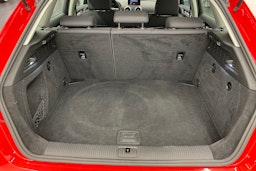 punainen Audi A3 2015 kuva 25.