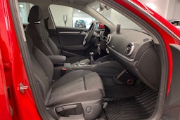 punainen Audi A3 2015 kuva 26.