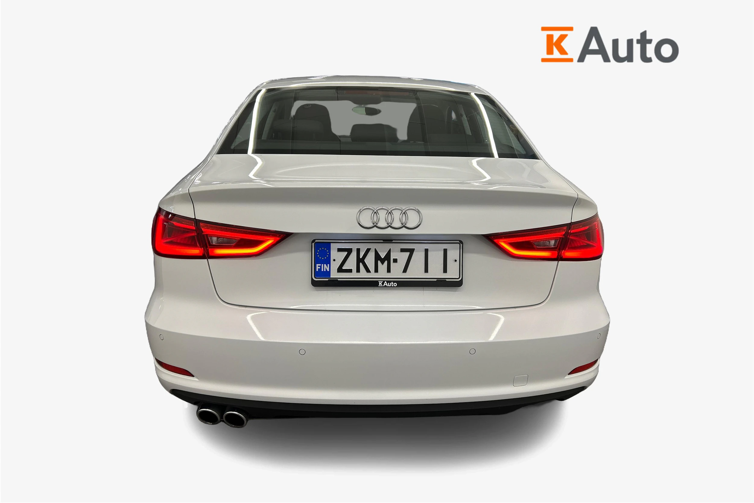valkoinen Audi A3 2015 kuva 4.