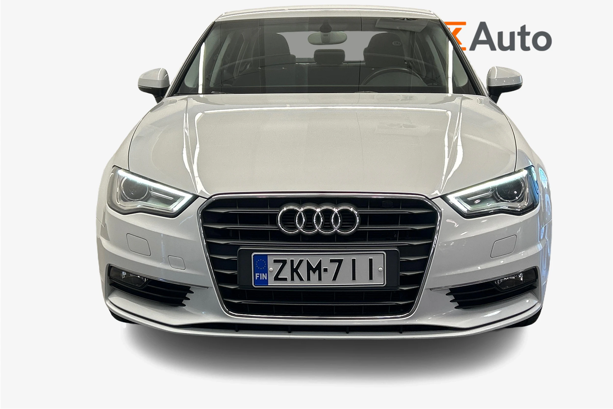 valkoinen Audi A3 2015 kuva 5.