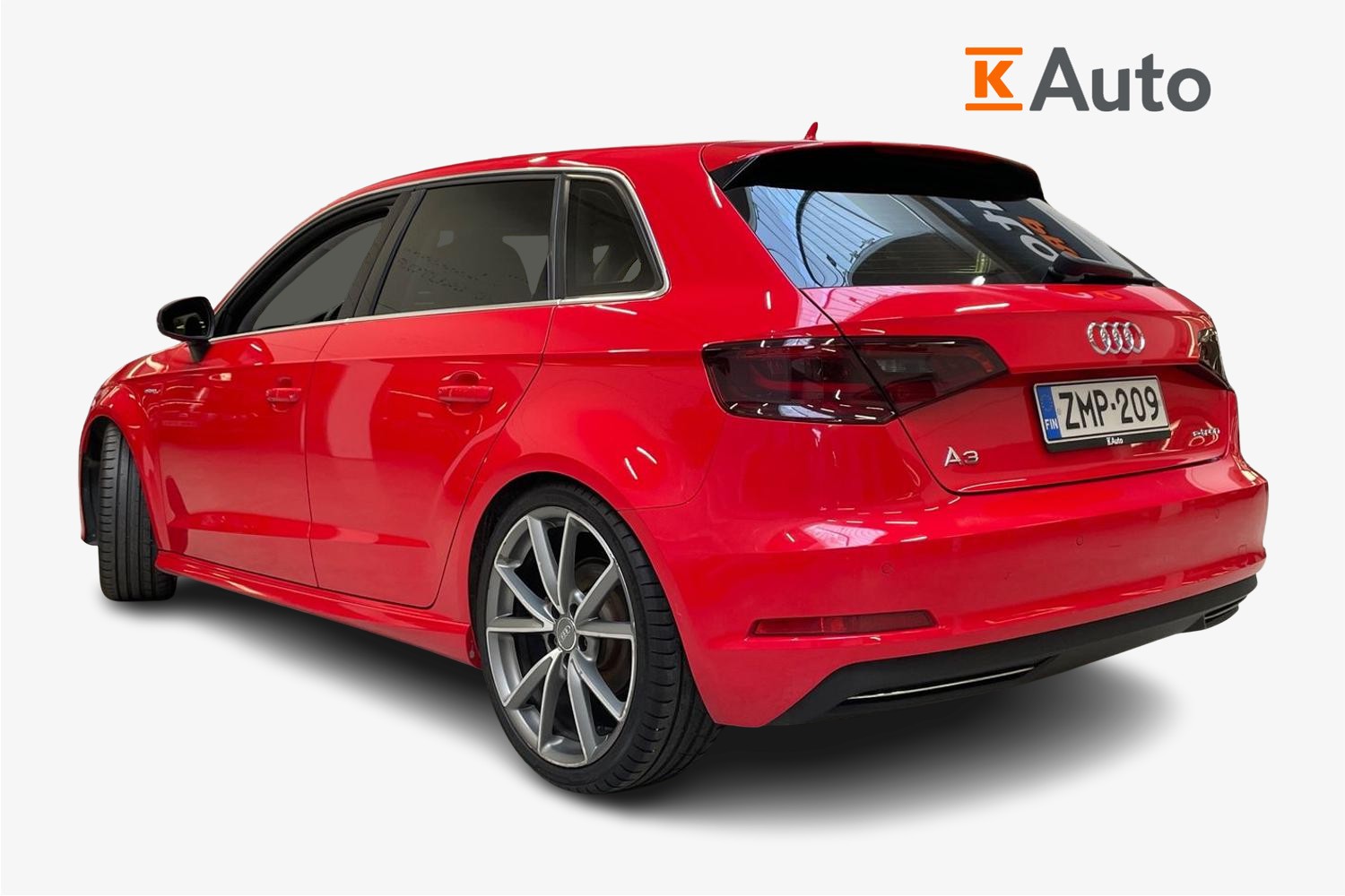 Audi A3 2015, kuva 2/17